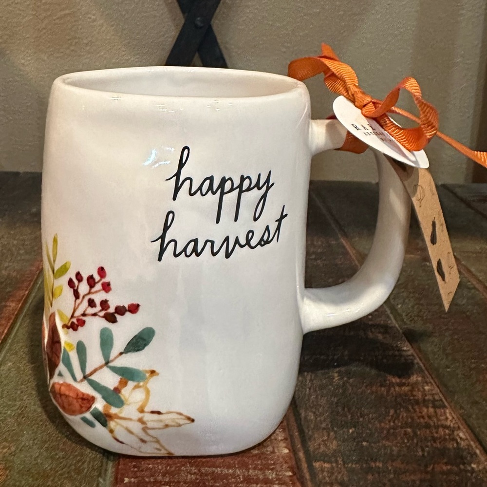 Rae Dunn happy harvest Mug